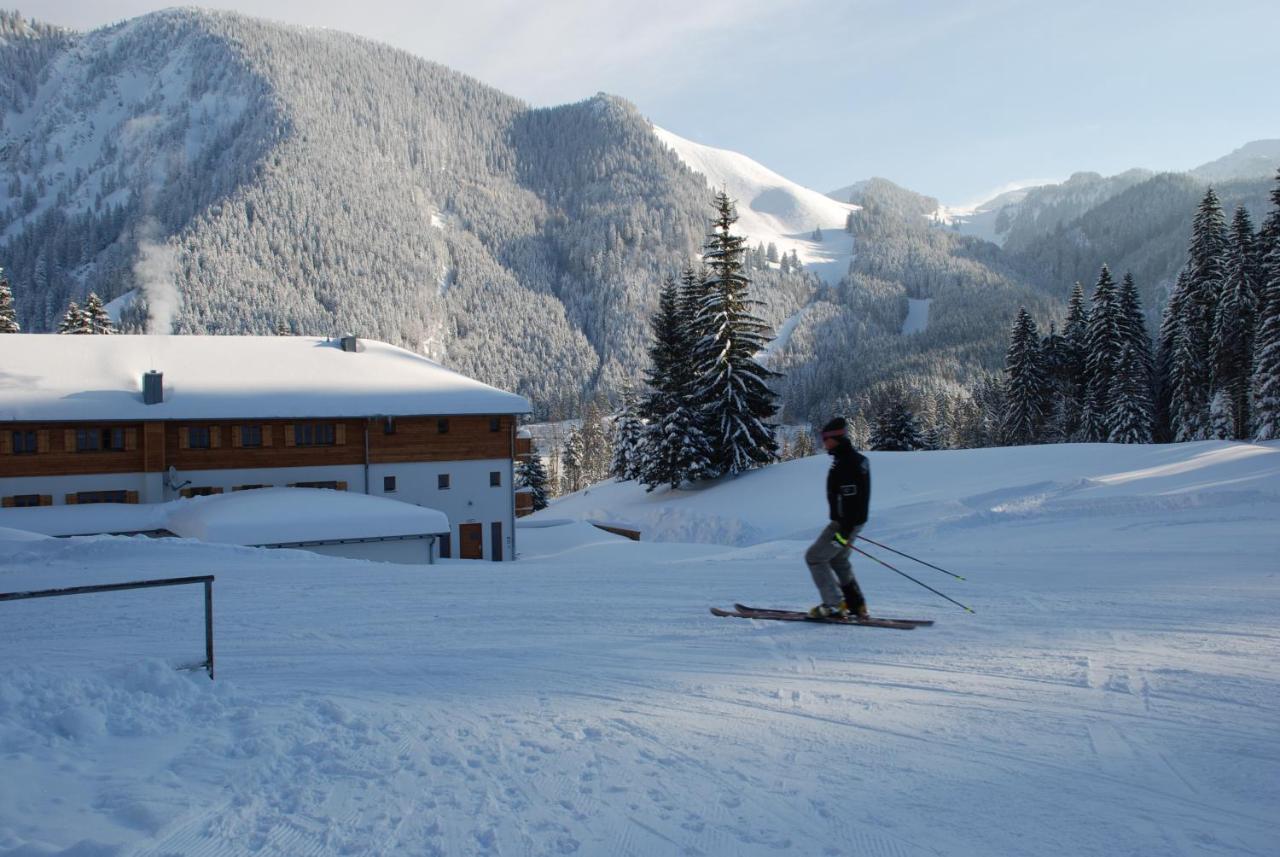 Blsv Sportcamp Direkt Am Kurvenlift Hostel Schliersee Exterior photo