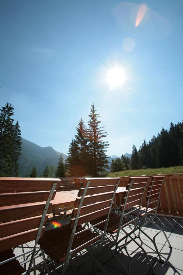 Blsv Sportcamp Direkt Am Kurvenlift Hostel Schliersee Exterior photo